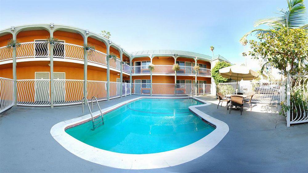 Rodeway Inn Hollywood Лос-Анджелес Екстер'єр фото